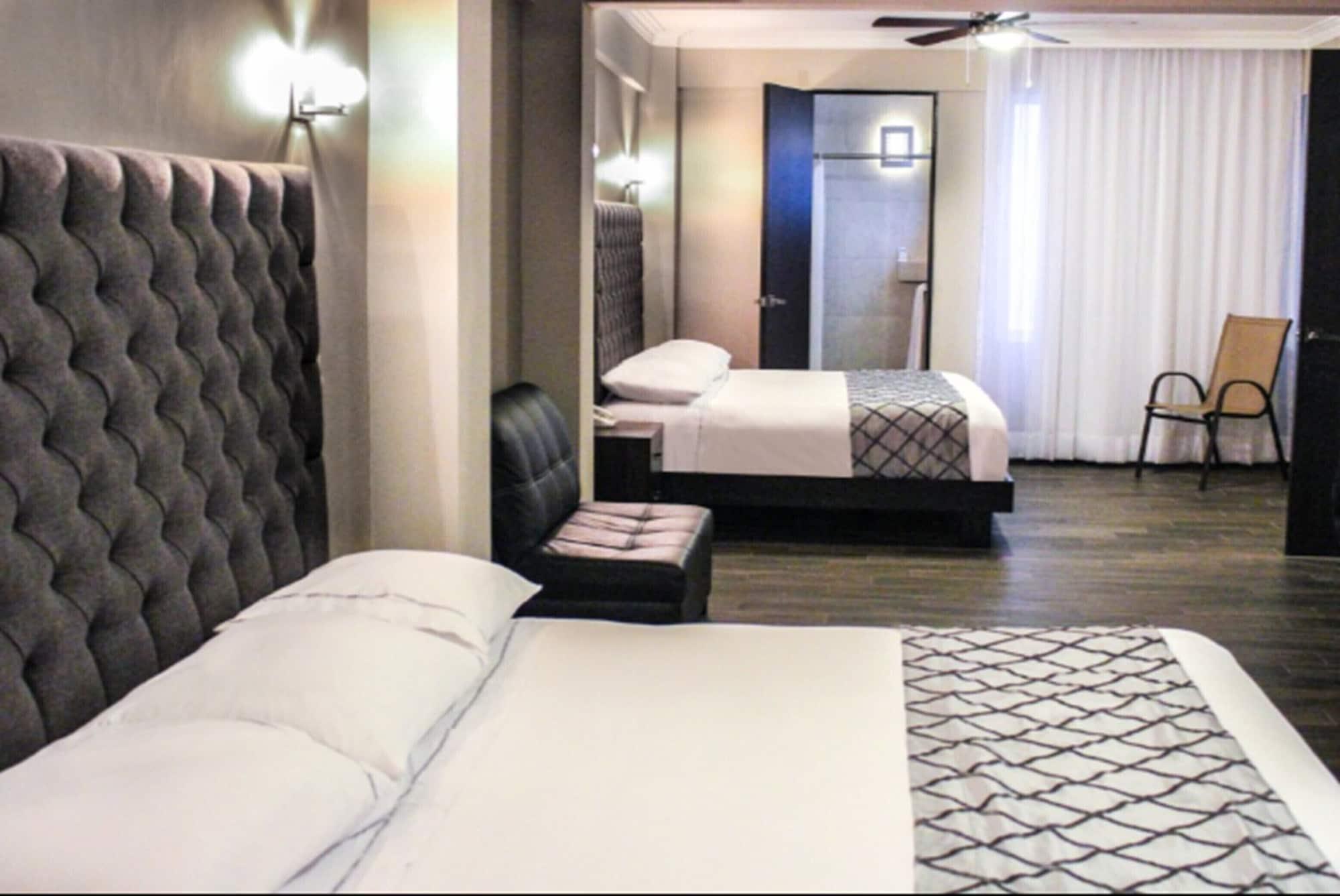 Hotel Senorial Platino León Eksteriør bilde