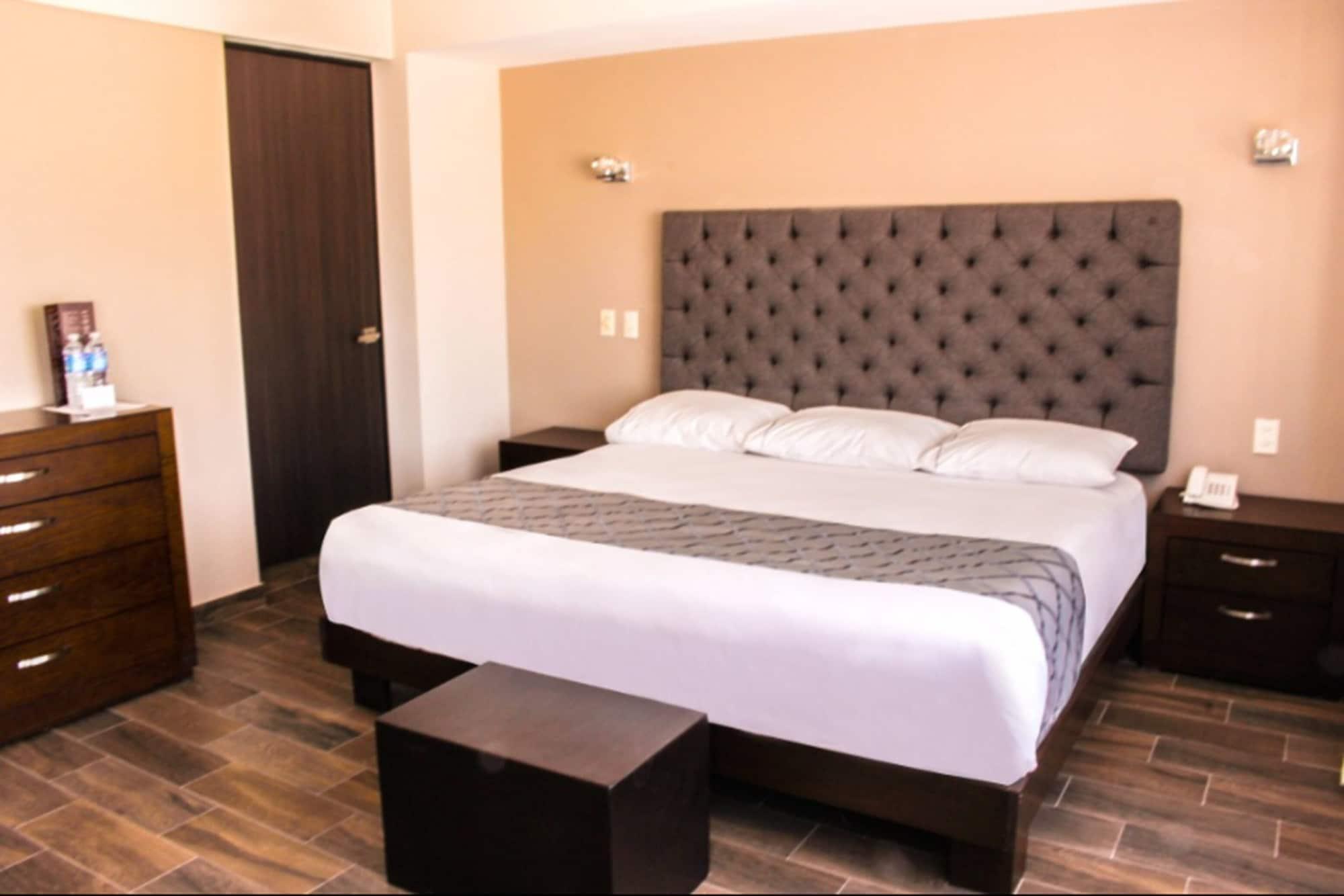 Hotel Senorial Platino León Eksteriør bilde