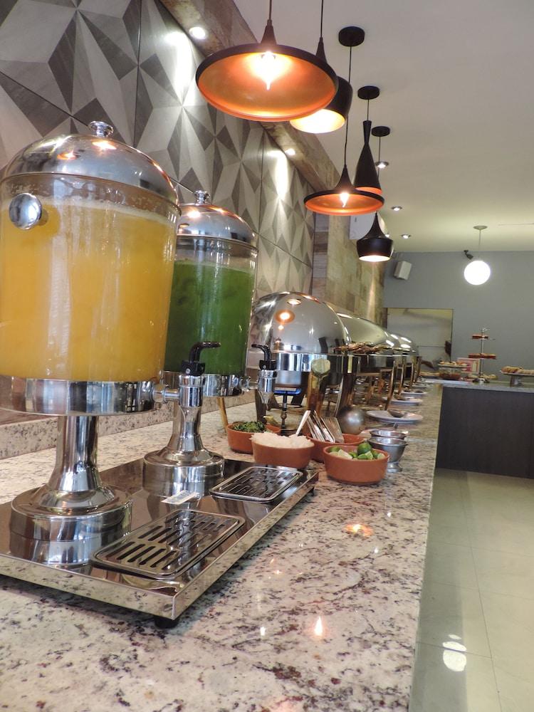 Hotel Senorial Platino León Eksteriør bilde