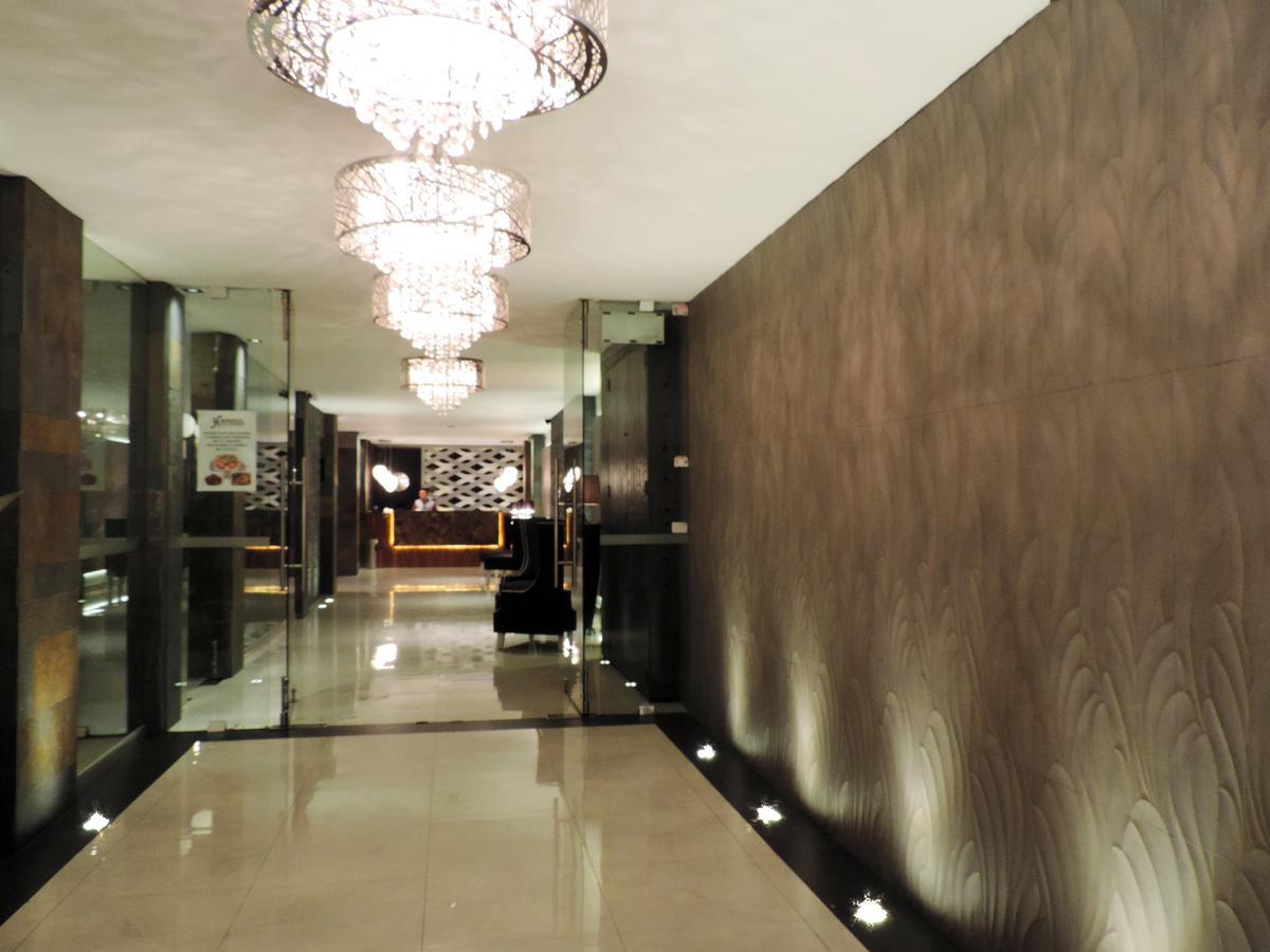 Hotel Senorial Platino León Eksteriør bilde