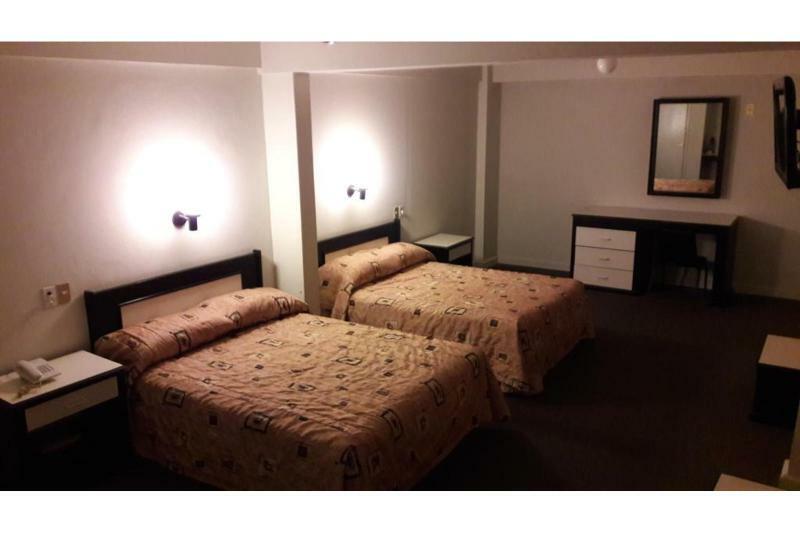 Hotel Senorial Platino León Eksteriør bilde